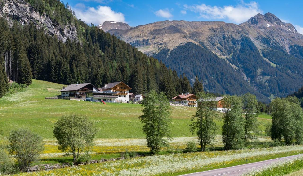 Gasthof Rabenstein Sarentino Экстерьер фото
